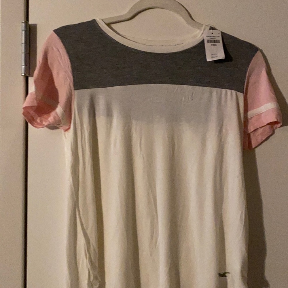 Women Hollister top